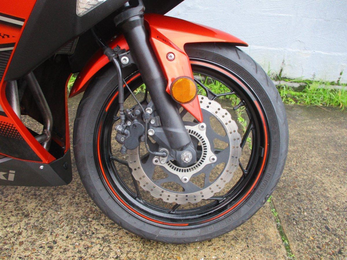 2014 KAWASAKI NINJA 300 SE ABS SPORTS