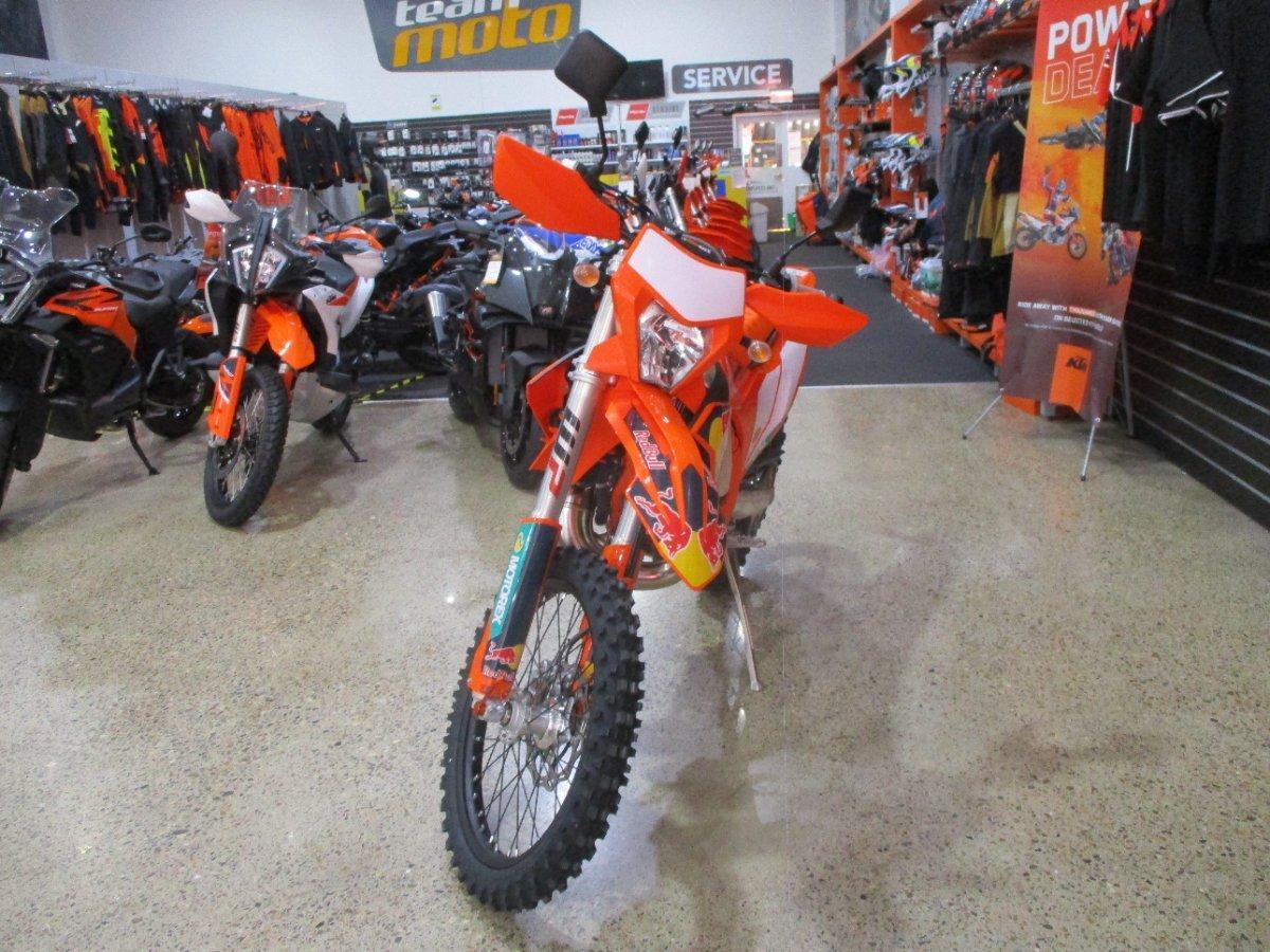 2026 KTM 300 EXC CHAMPIONS EDITION ENDURO