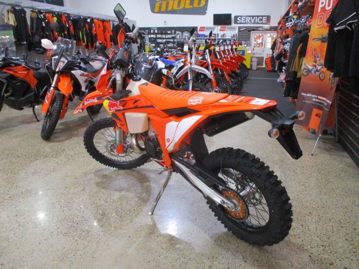 2026 KTM 300 EXC CHAMPIONS EDITION ENDURO