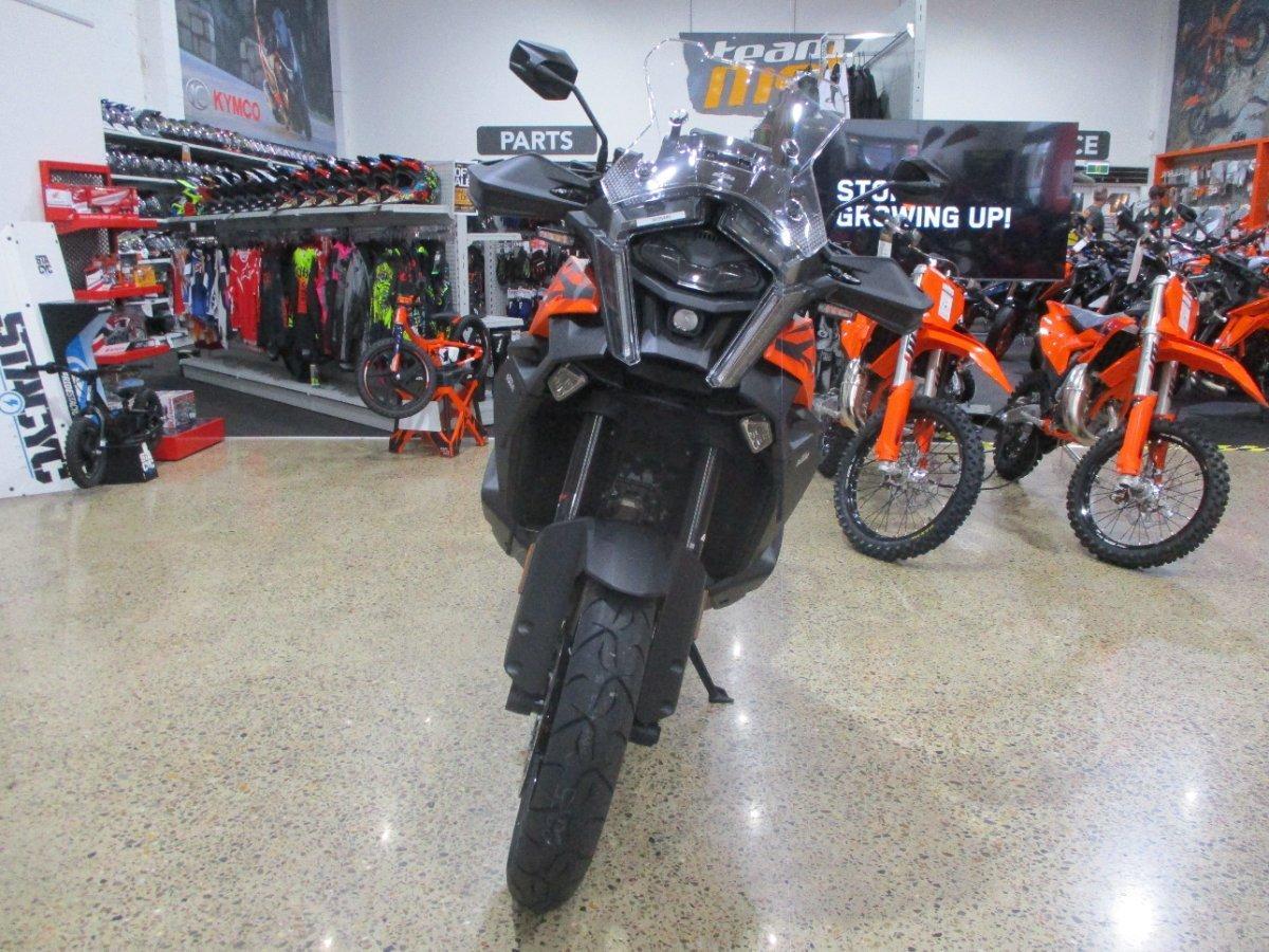 2026 KTM 1390 SUPER ADVENTURE S DUAL SPORTS