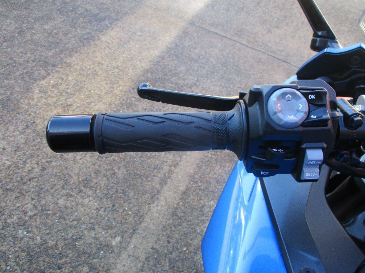 2022 SUZUKI GSX-S1000 ROAD