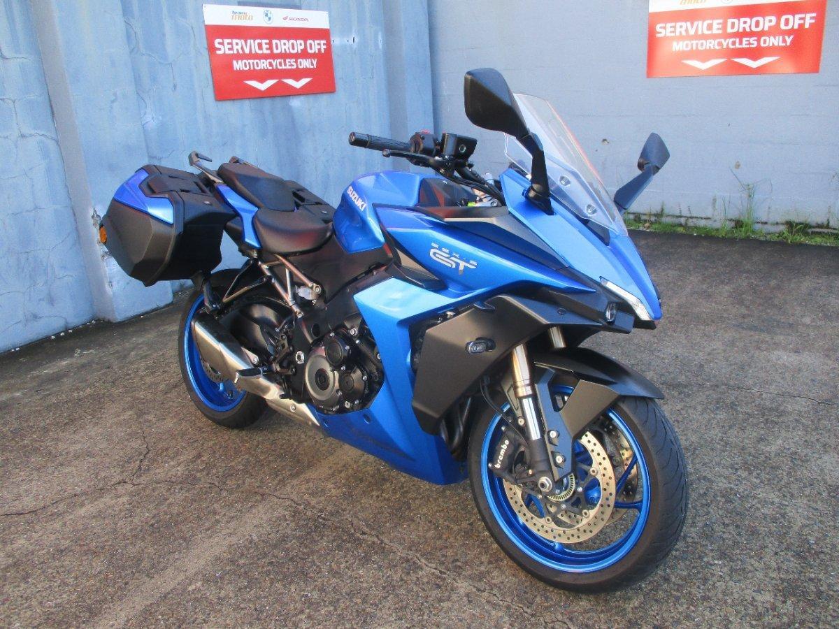 2022 SUZUKI GSX-S1000 ROAD