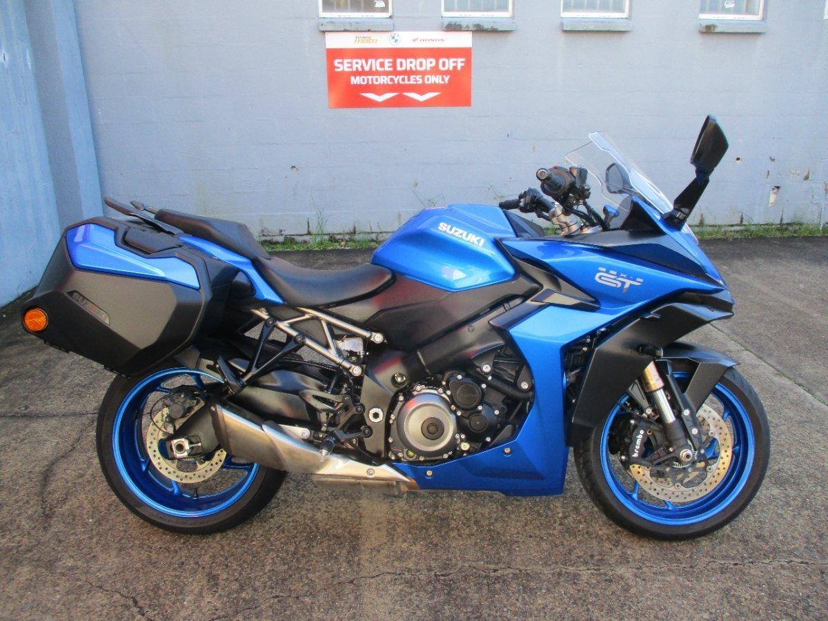 2022 SUZUKI GSX-S1000 ROAD