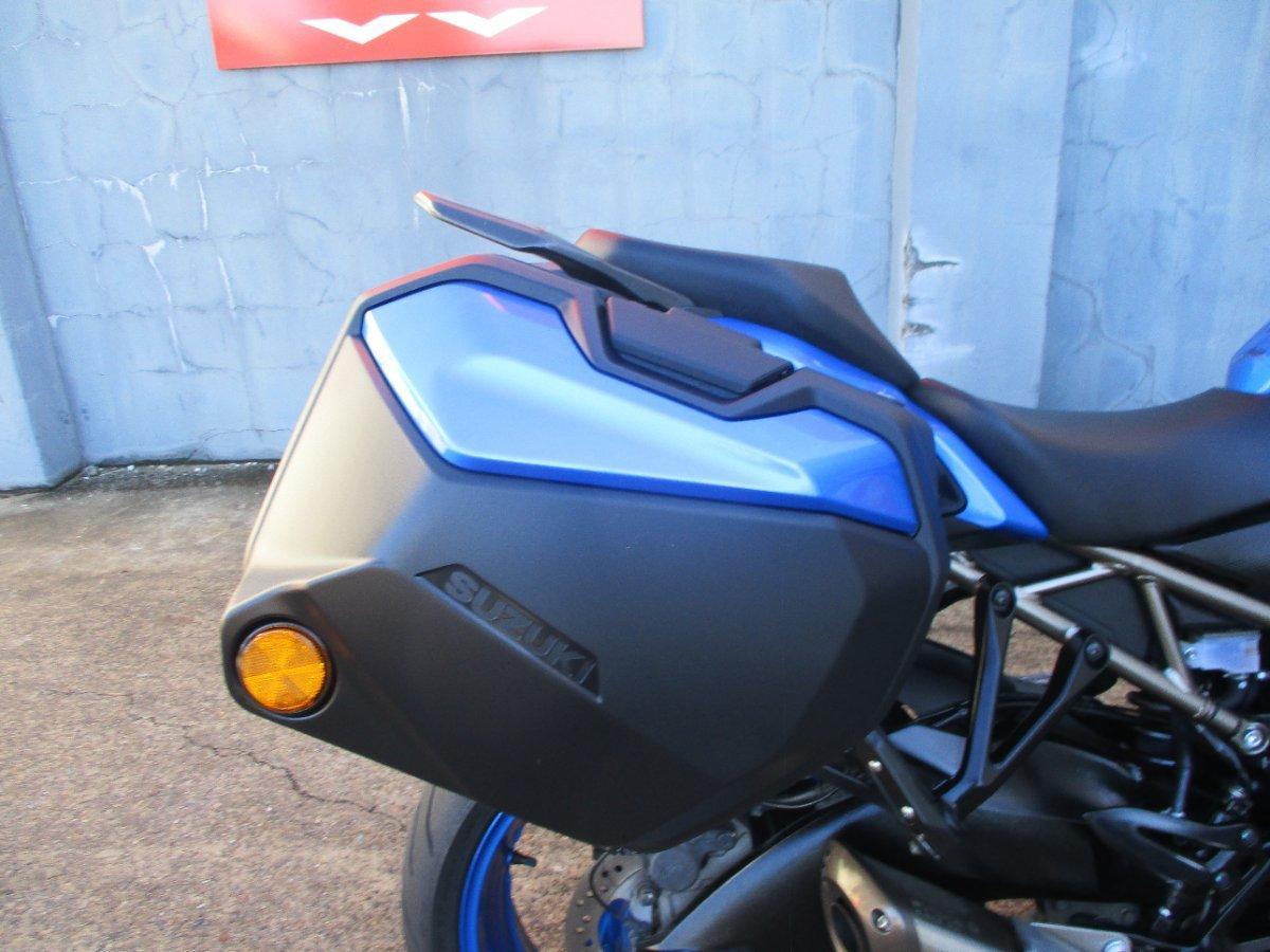 2022 SUZUKI GSX-S1000 ROAD