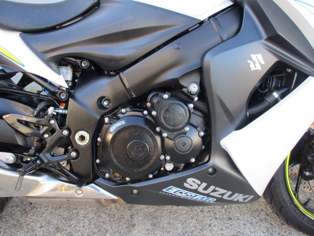 2017 SUZUKI GSX-S1000F ROAD