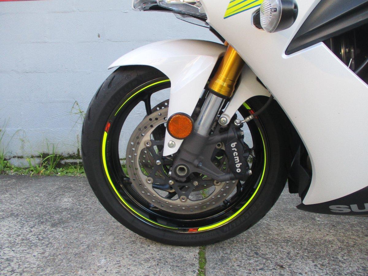 2017 SUZUKI GSX-S1000F ROAD