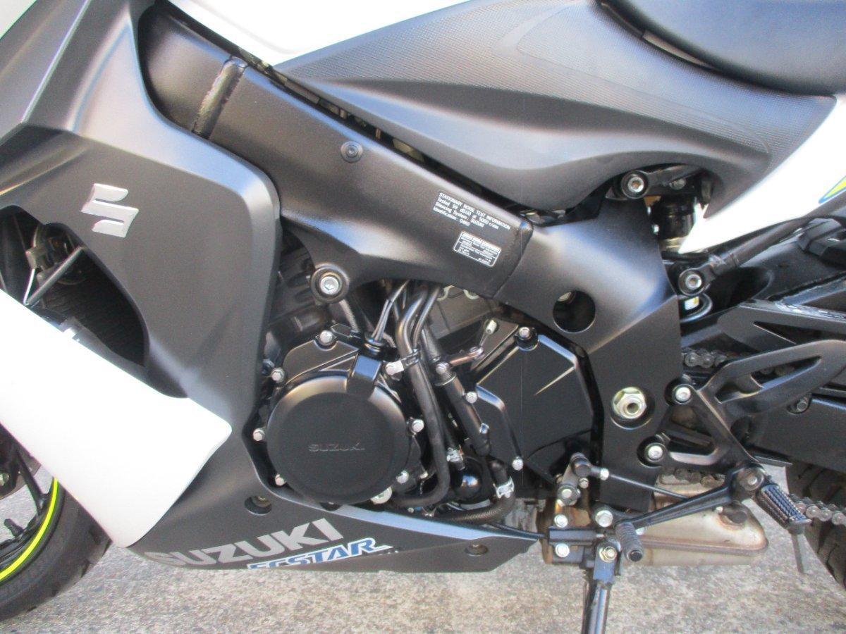 2017 SUZUKI GSX-S1000F ROAD