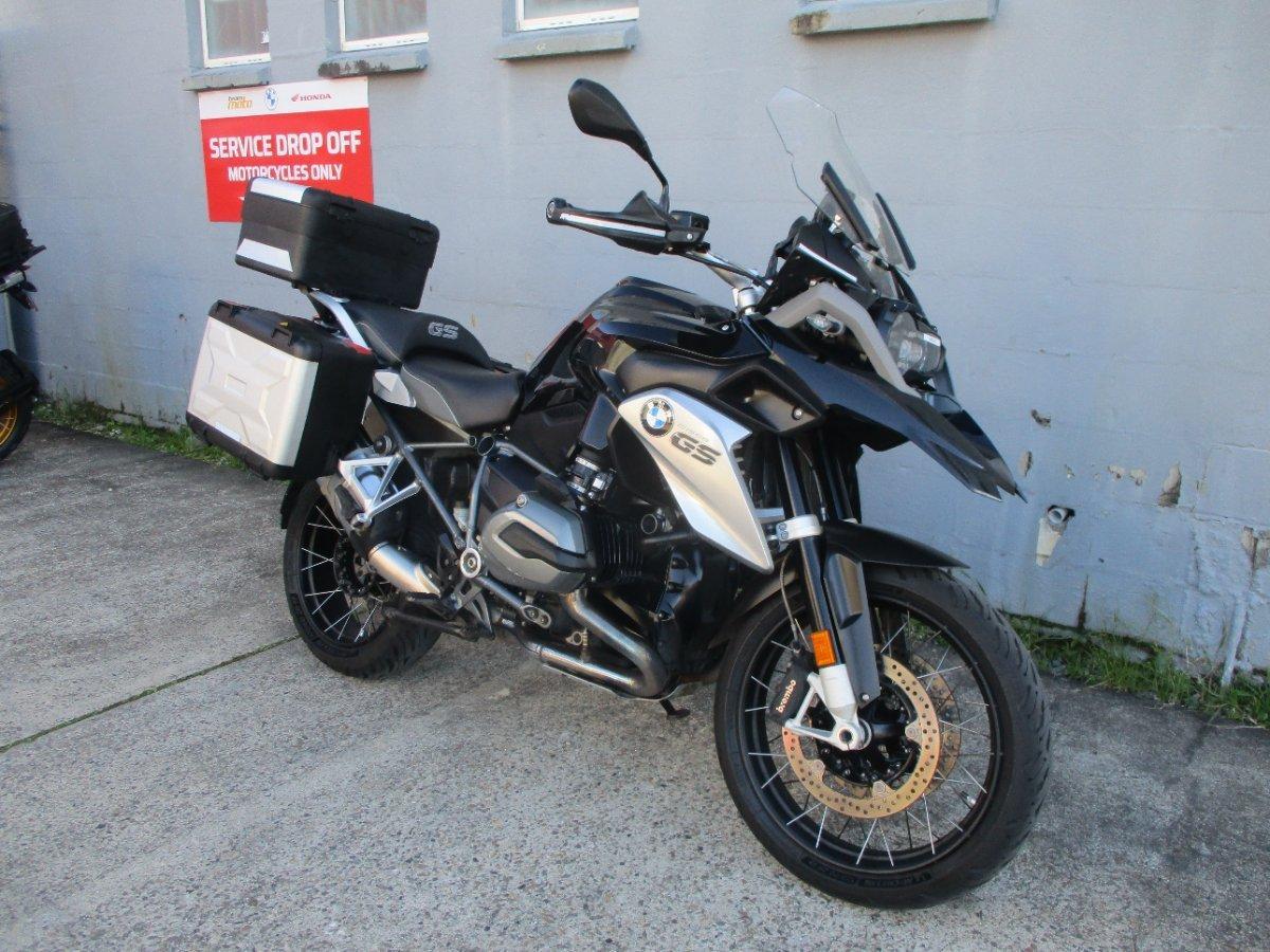 2016 BMW R 1200 GS TRIPLE BLACK DUAL SPORTS