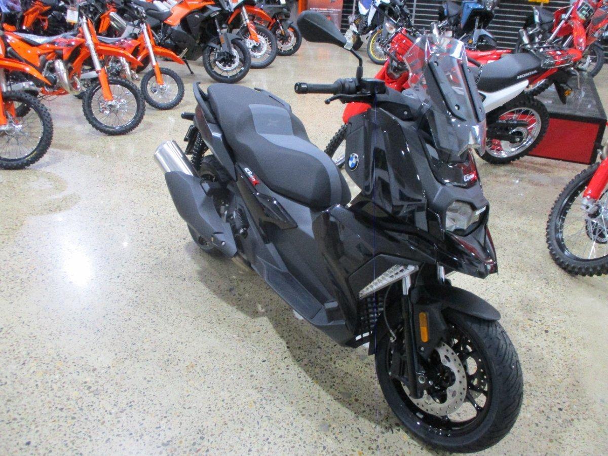 2026 BMW C 400 X ION SCOOTER