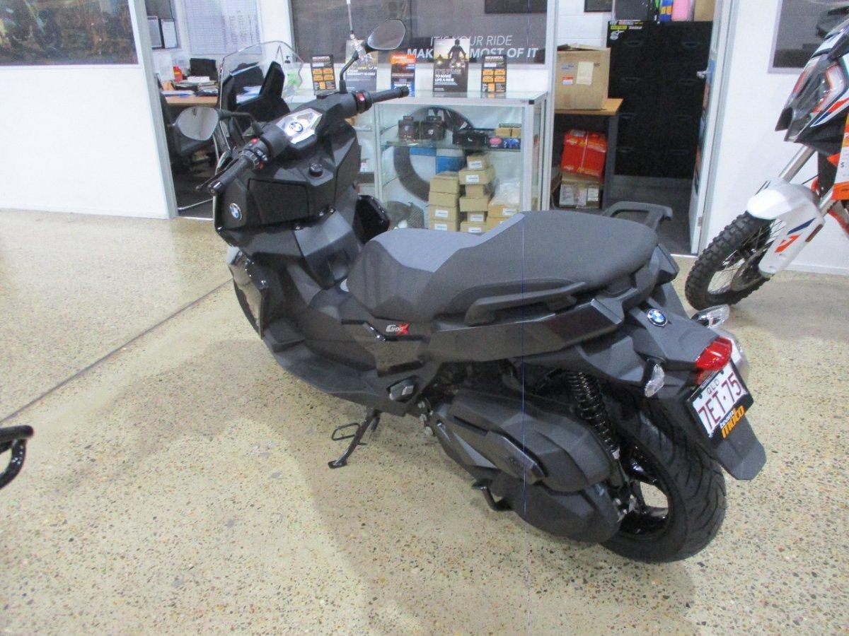 2026 BMW C 400 X ION SCOOTER