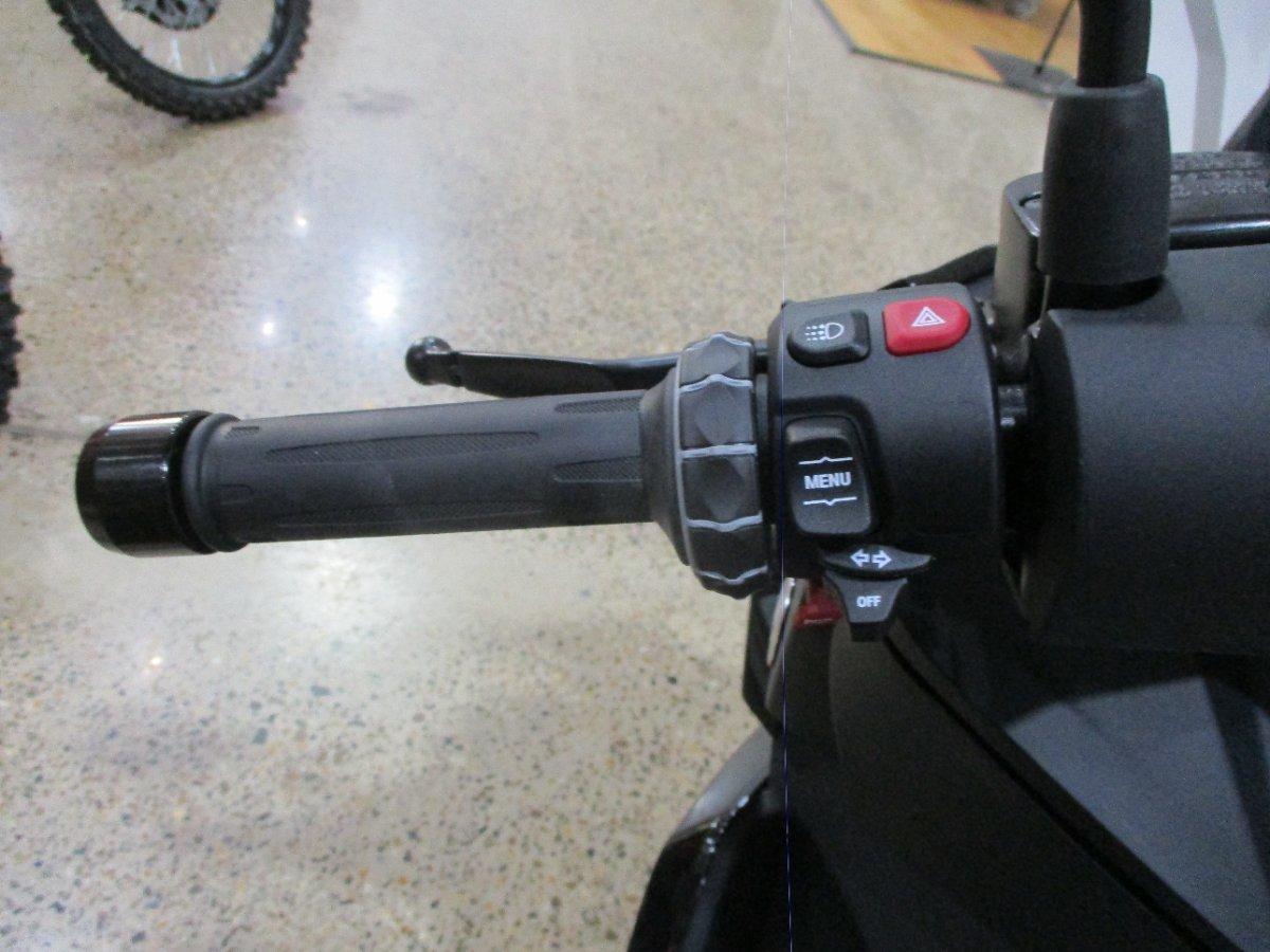 2026 BMW C 400 X ION SCOOTER