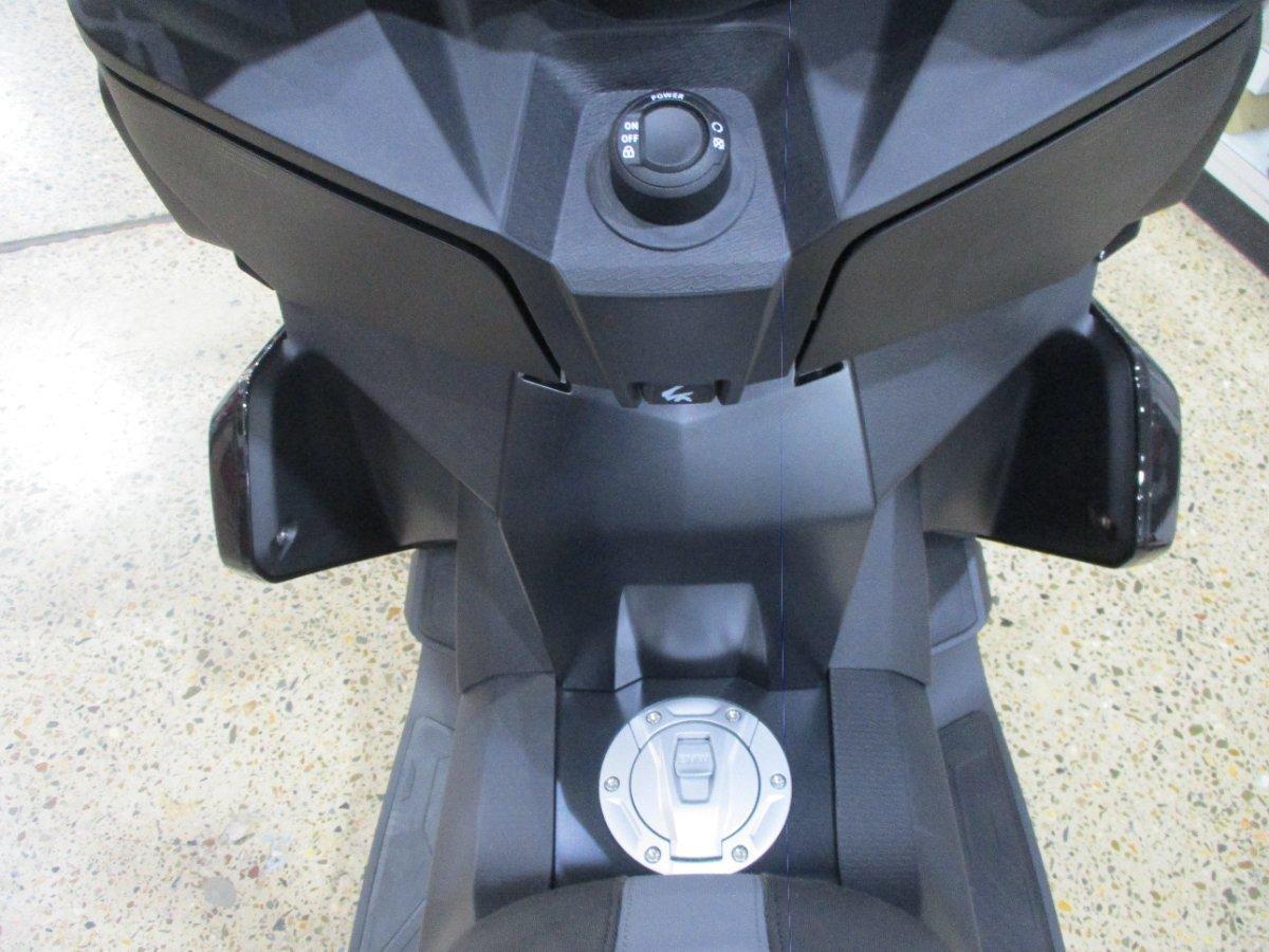 2026 BMW C 400 X ION SCOOTER
