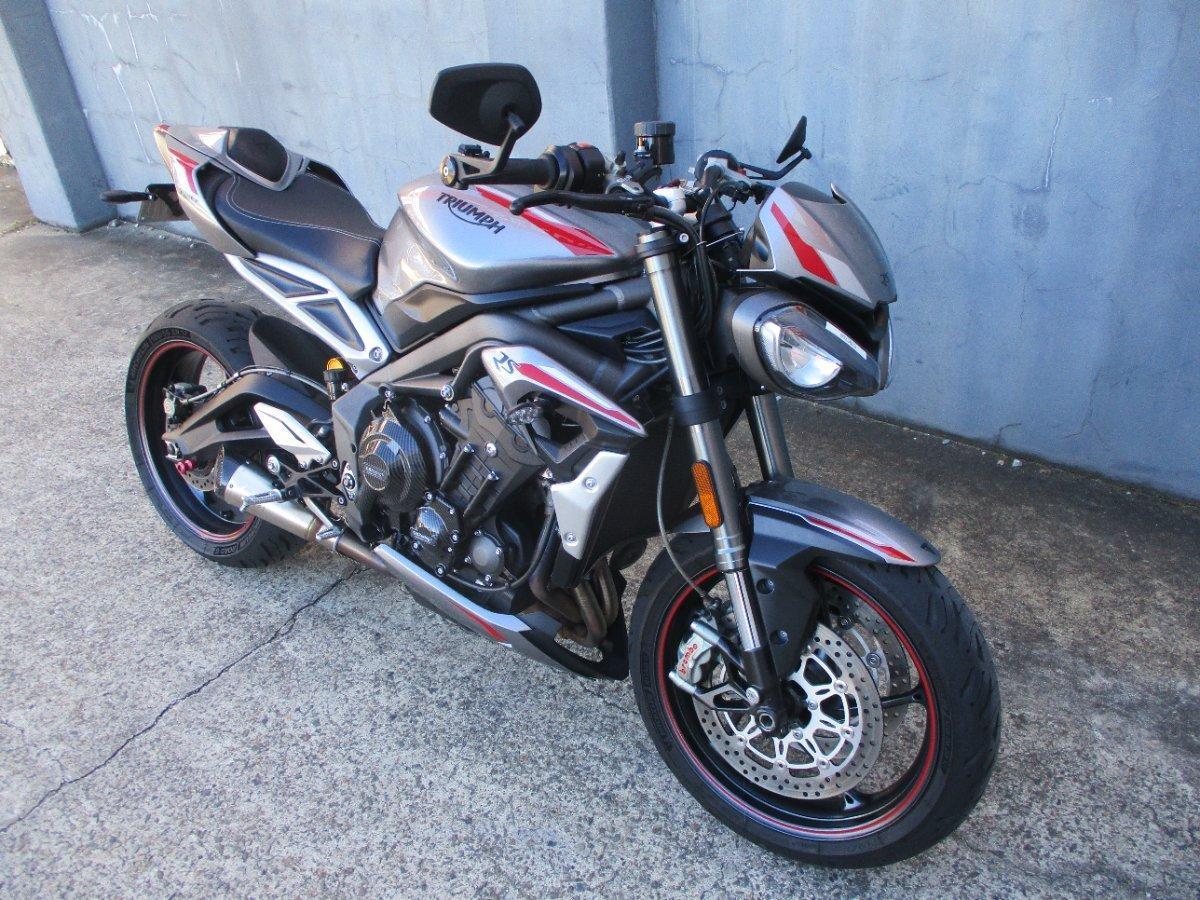 2020 TRIUMPH STREET TRIPLE RS ROAD