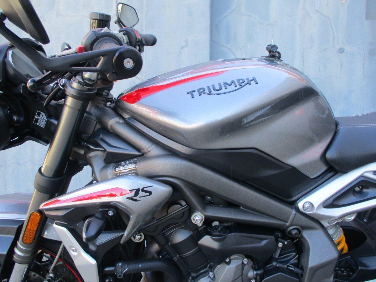 2020 TRIUMPH STREET TRIPLE RS ROAD