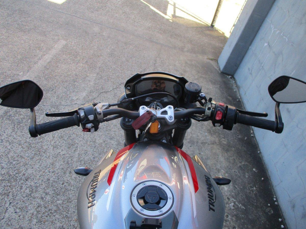 2020 TRIUMPH STREET TRIPLE RS ROAD
