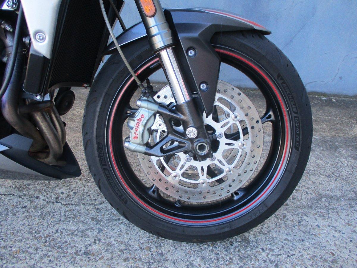 2020 TRIUMPH STREET TRIPLE RS ROAD