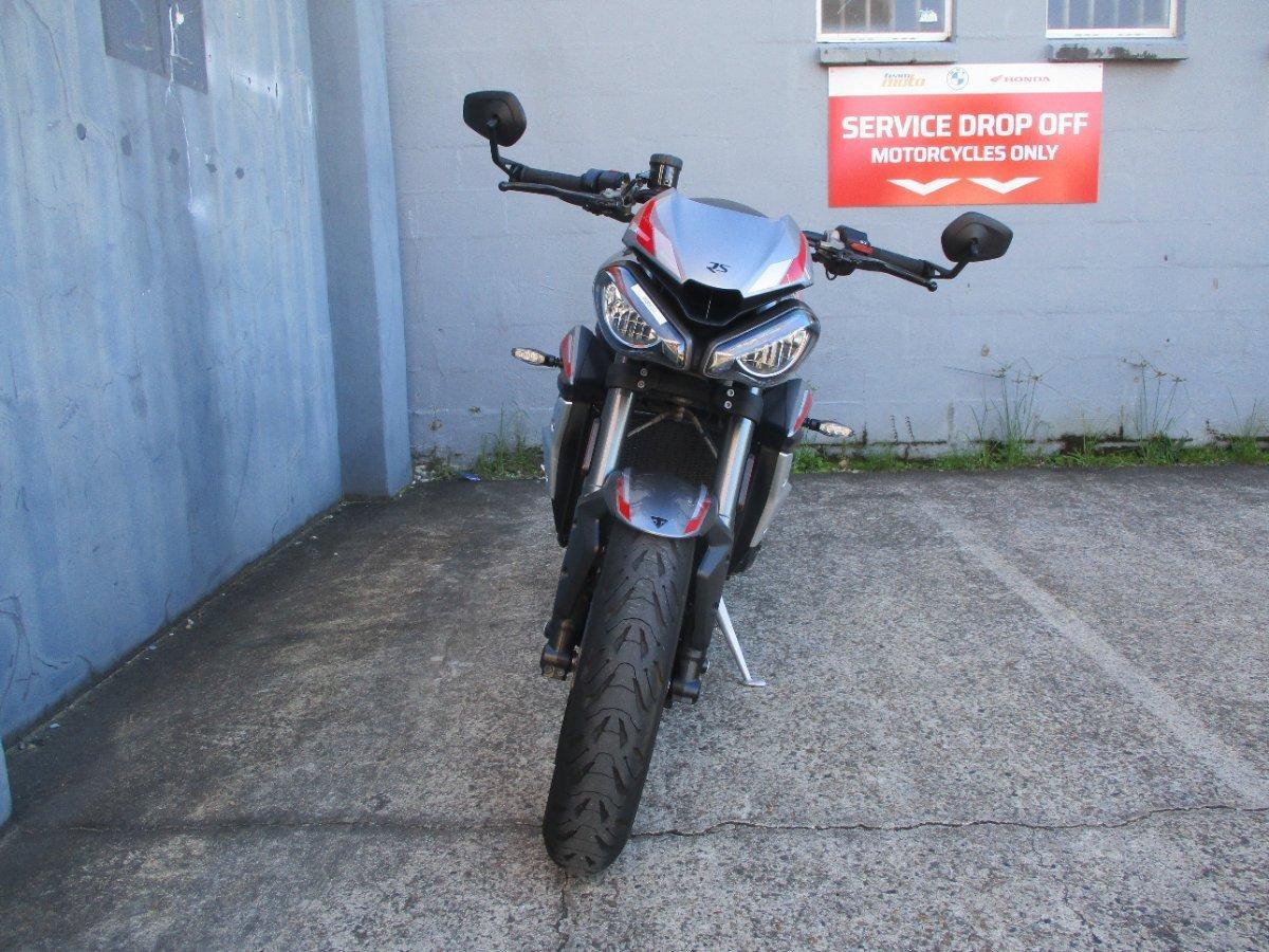 2020 TRIUMPH STREET TRIPLE RS ROAD