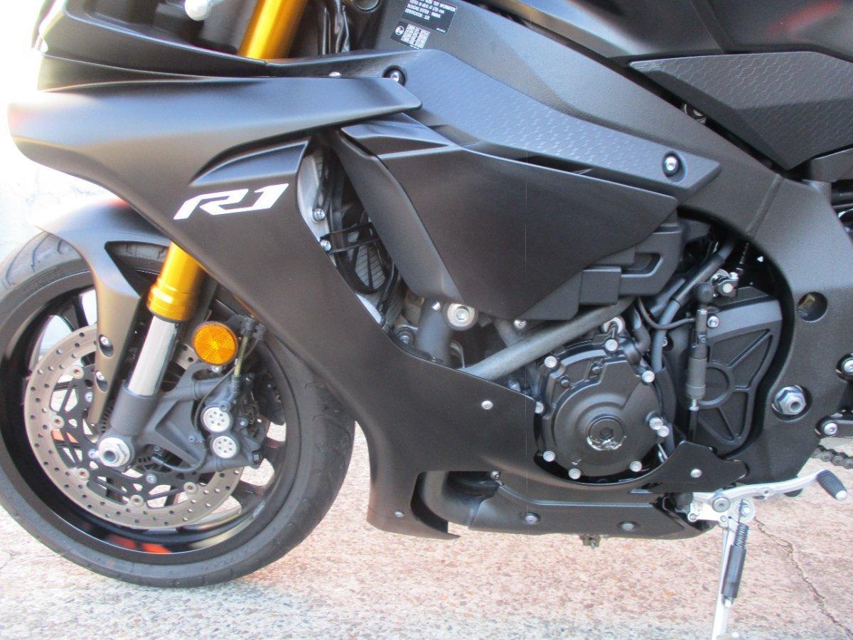 2018 YAMAHA YZF-R1 SPORTS