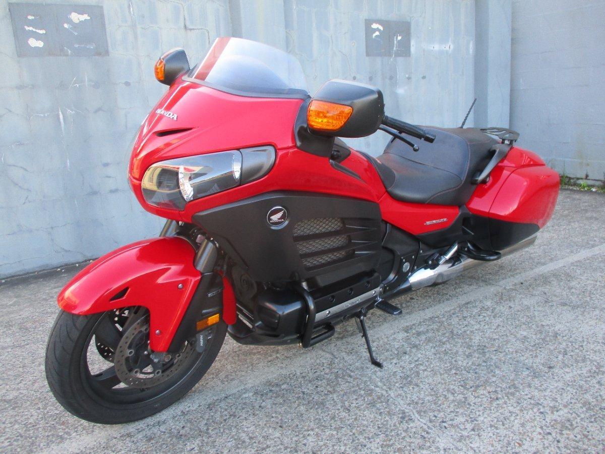 2013 HONDA GL1800B GOLDWING ROAD