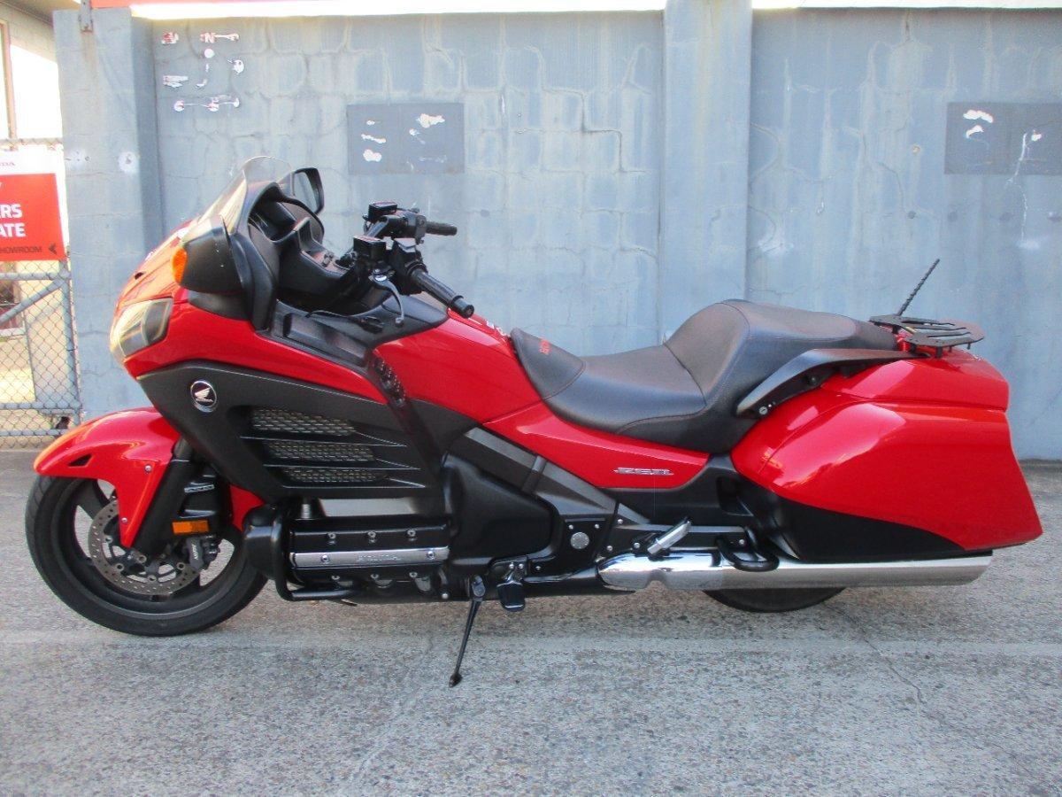 2013 HONDA GL1800B GOLDWING ROAD