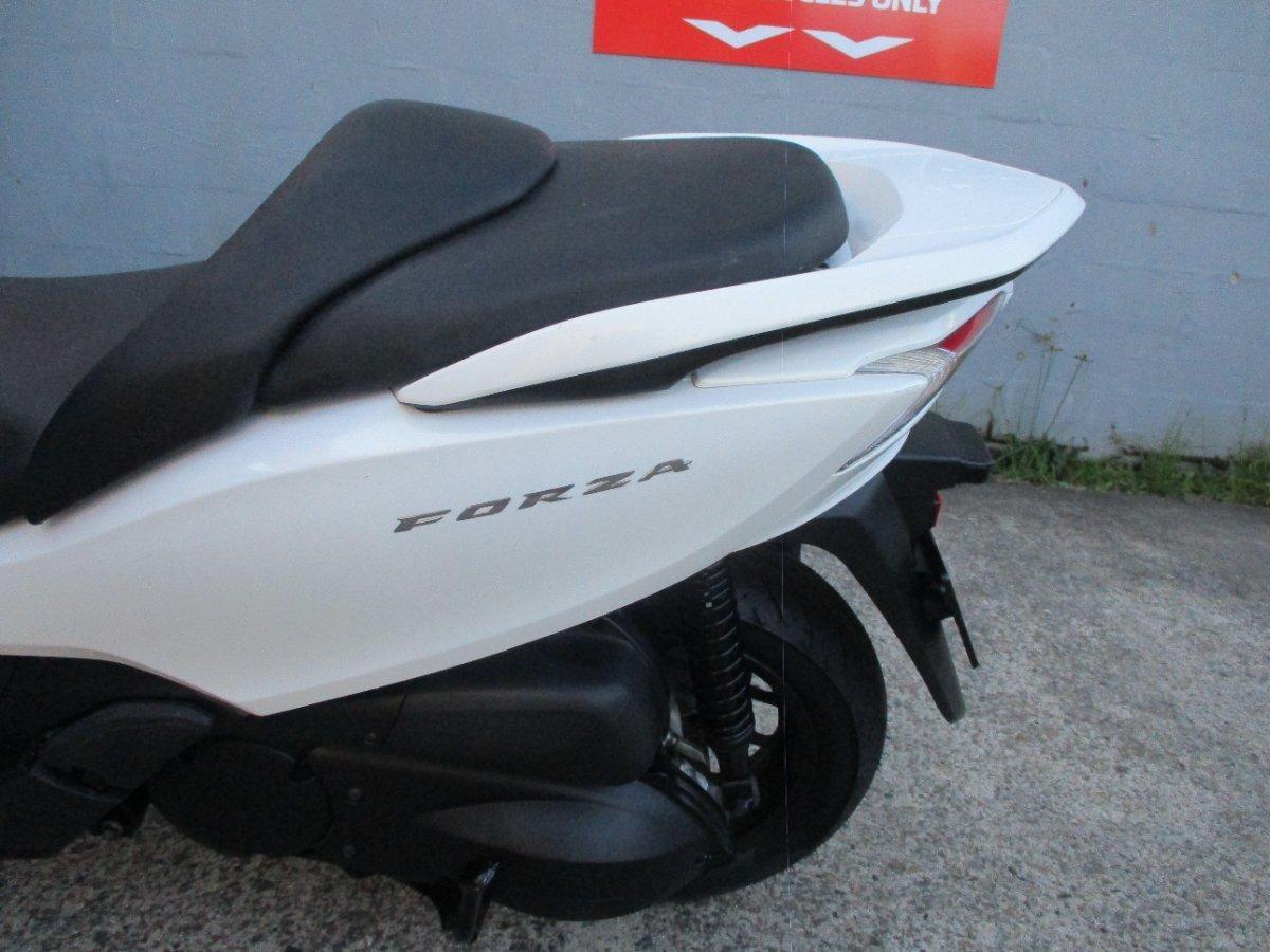 2014 HONDA NSS300 FORZA SCOOTER