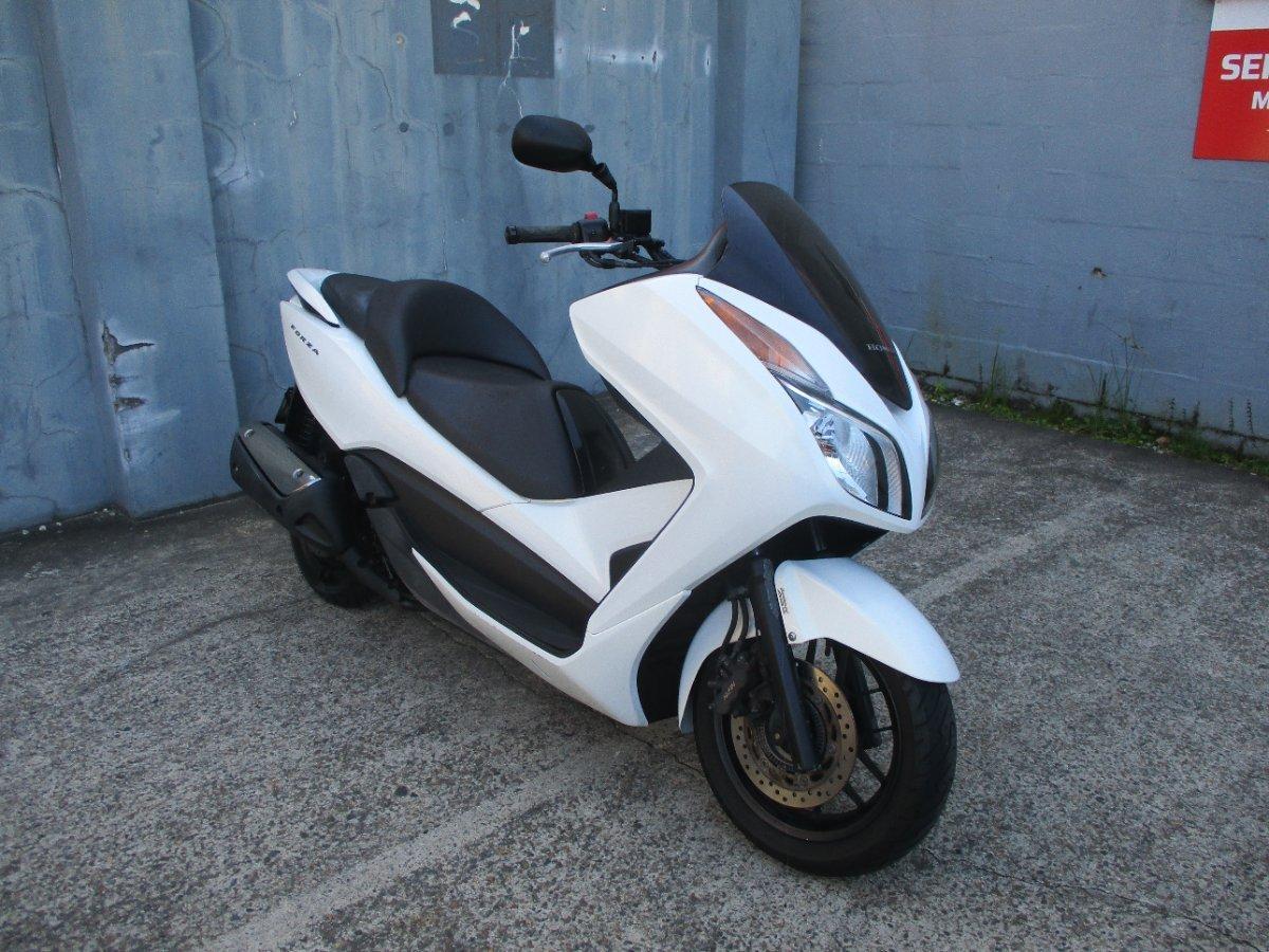 2014 HONDA NSS300 FORZA SCOOTER