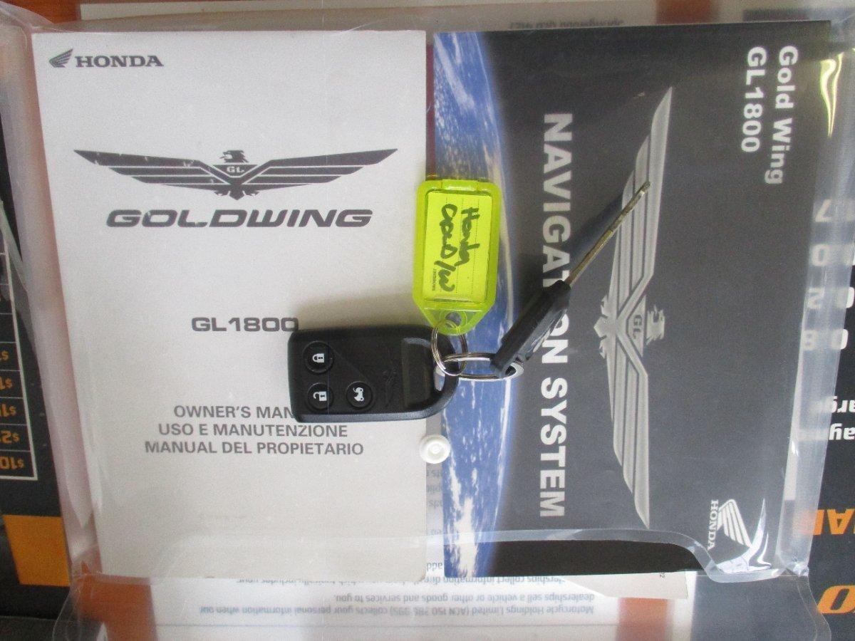 2012 HONDA GL1800 GOLDWING LUXURY ROAD