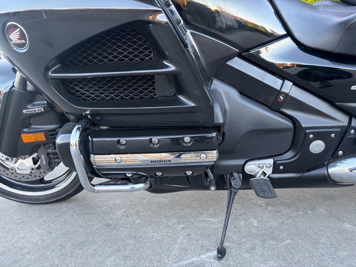 2012 HONDA GL1800 GOLDWING LUXURY ROAD