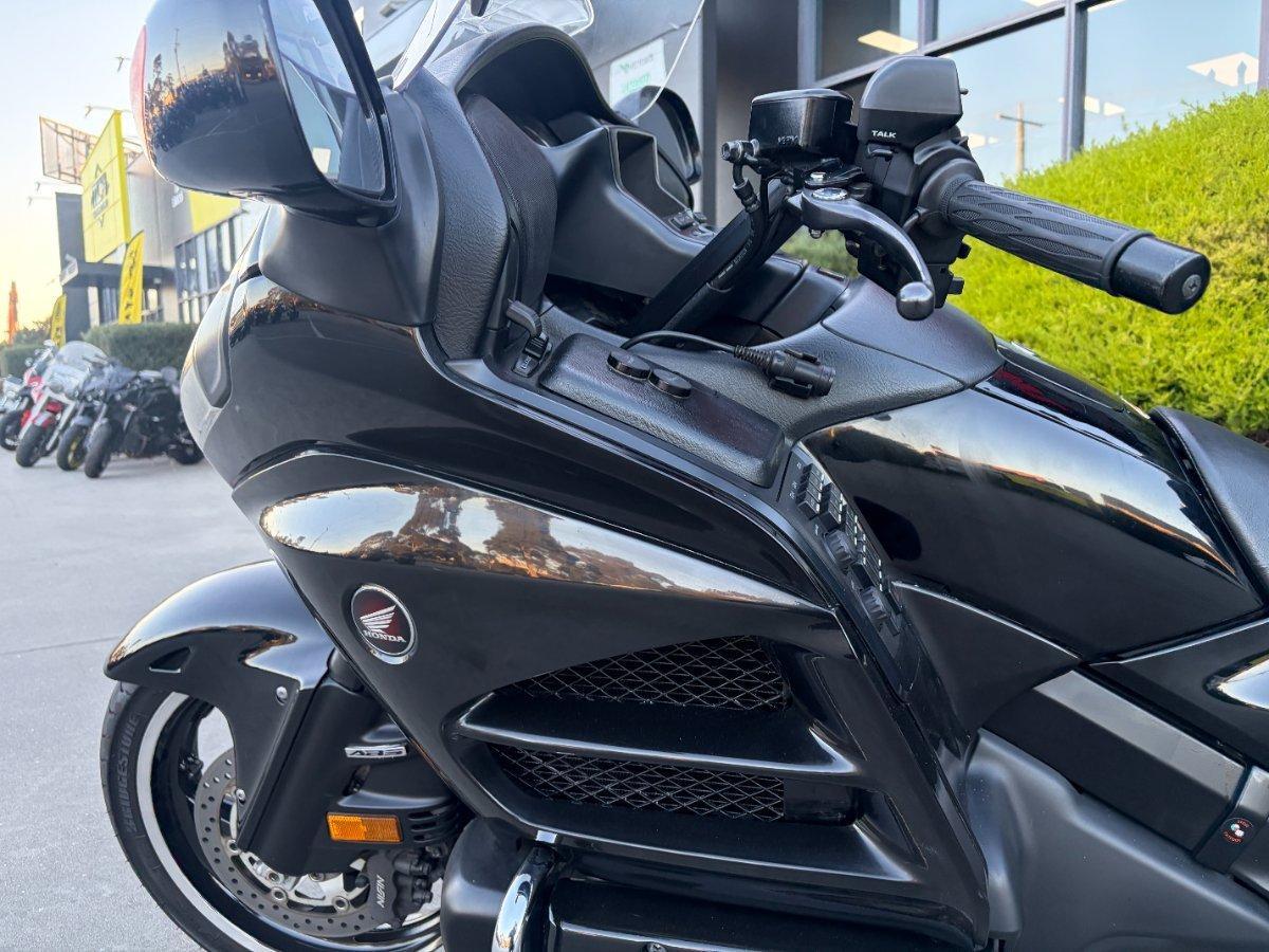2012 HONDA GL1800 GOLDWING LUXURY ROAD