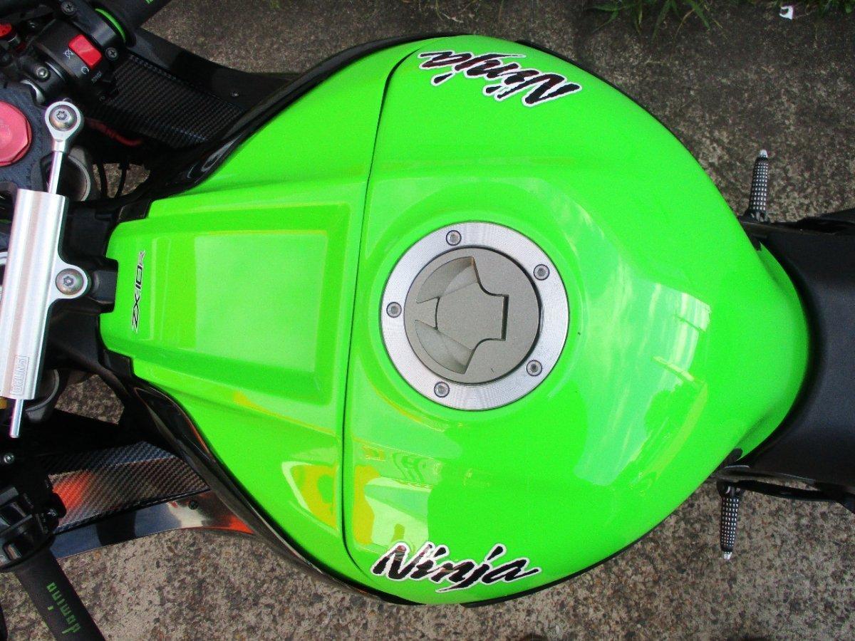 2011 KAWASAKI ZX-10R (ZX1000 NINJA) SPORTS