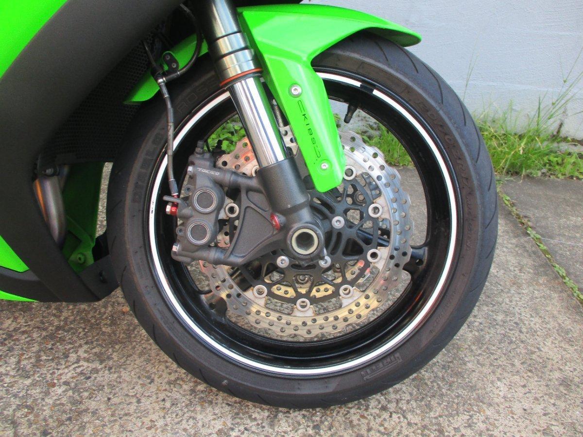 2011 KAWASAKI ZX-10R (ZX1000 NINJA) SPORTS