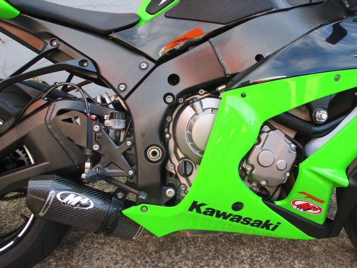 2011 KAWASAKI ZX-10R (ZX1000 NINJA) SPORTS