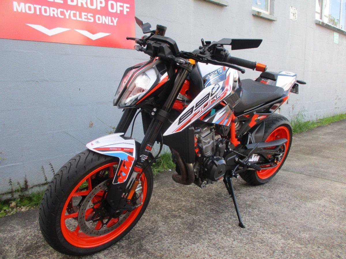 2020 KTM 890 DUKE R ROAD