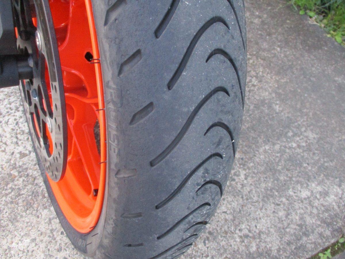 2020 KTM 890 DUKE R ROAD