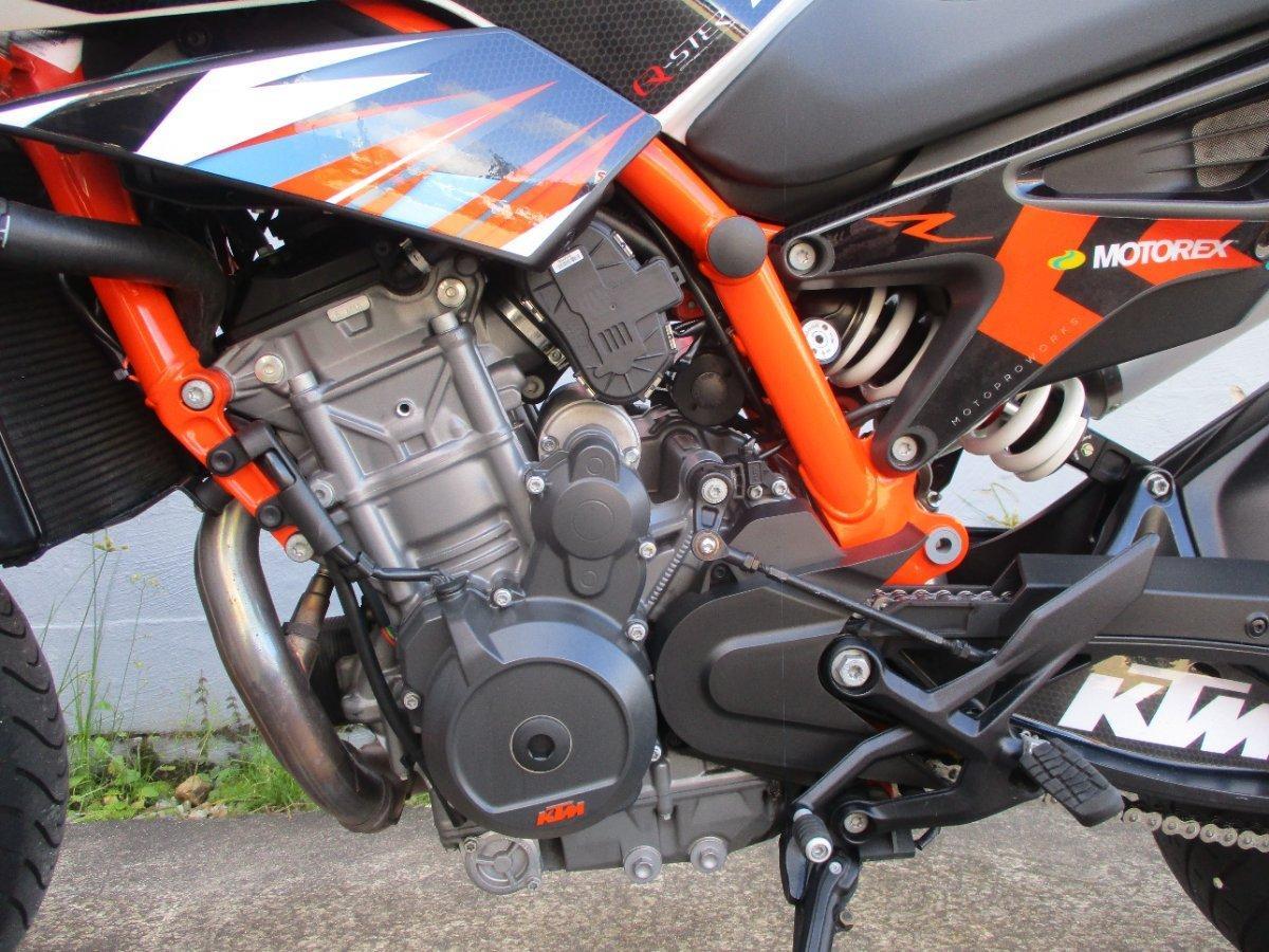 2020 KTM 890 DUKE R ROAD