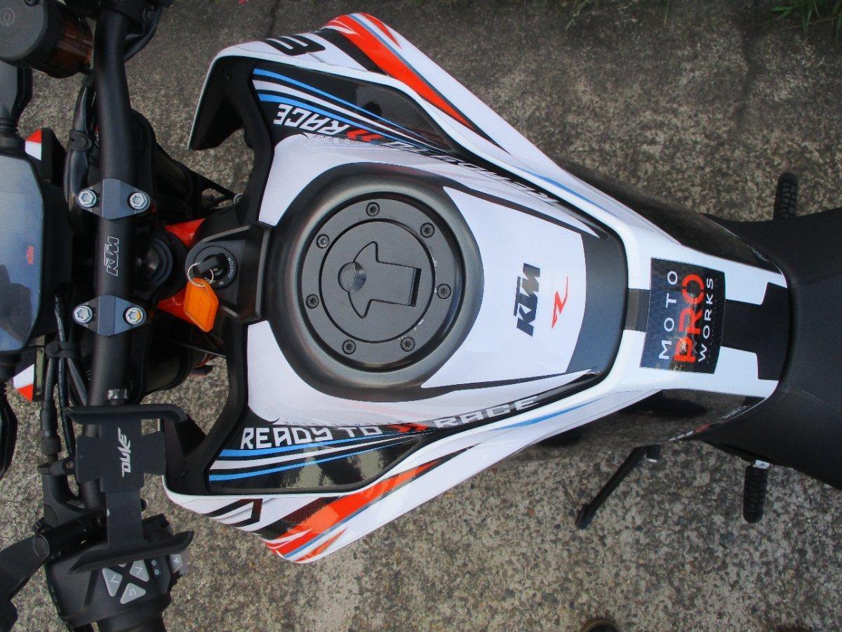 2020 KTM 890 DUKE R ROAD