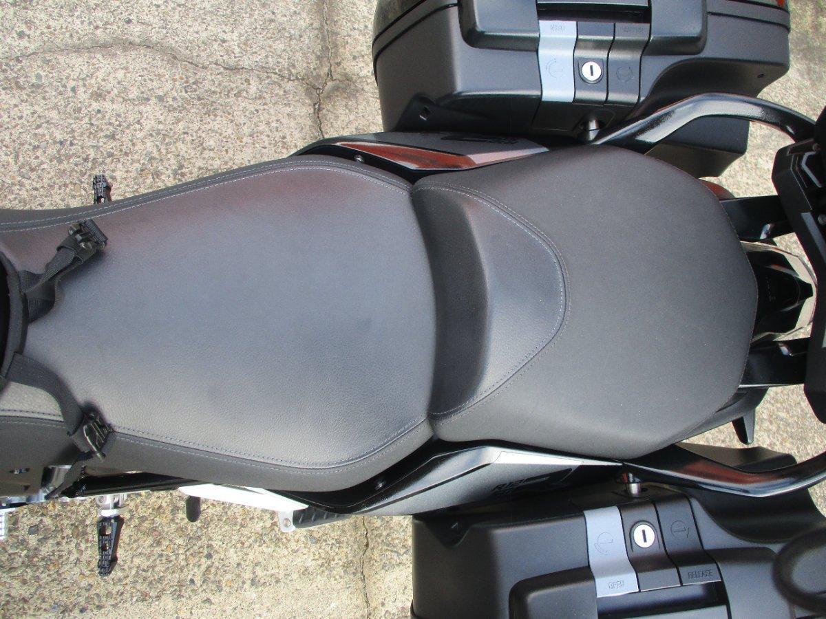 2023 BMW R 1250 R TRIPLE BLACK ROAD