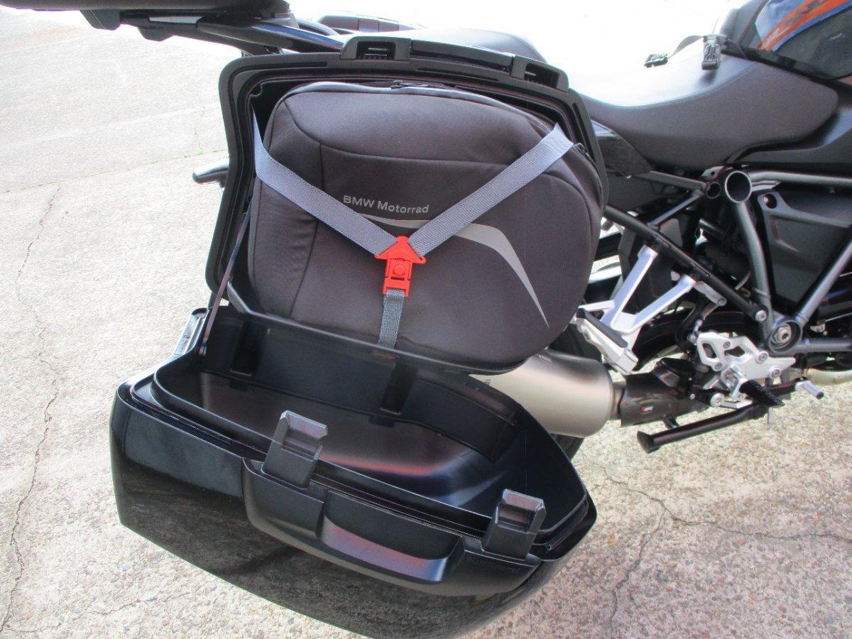 2023 BMW R 1250 R TRIPLE BLACK ROAD