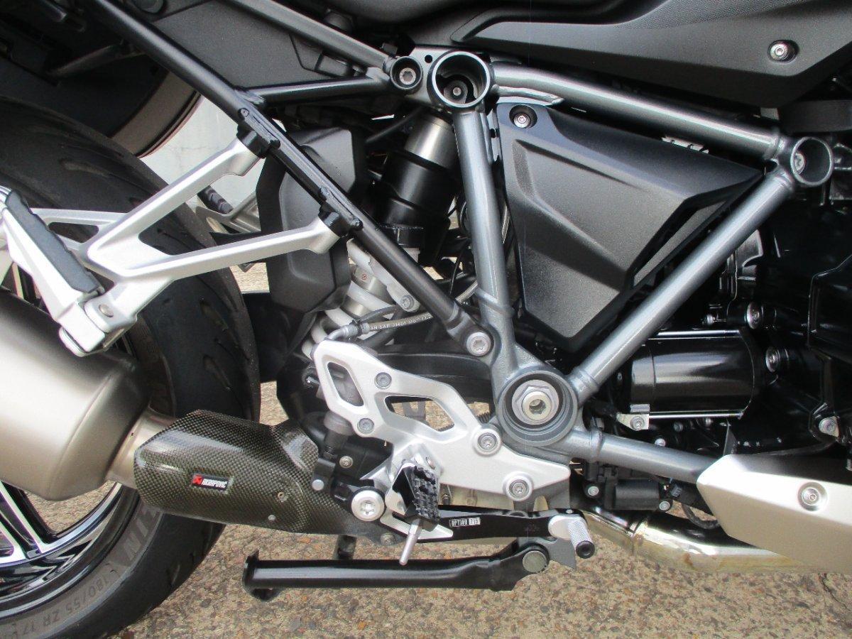 2023 BMW R 1250 R TRIPLE BLACK ROAD