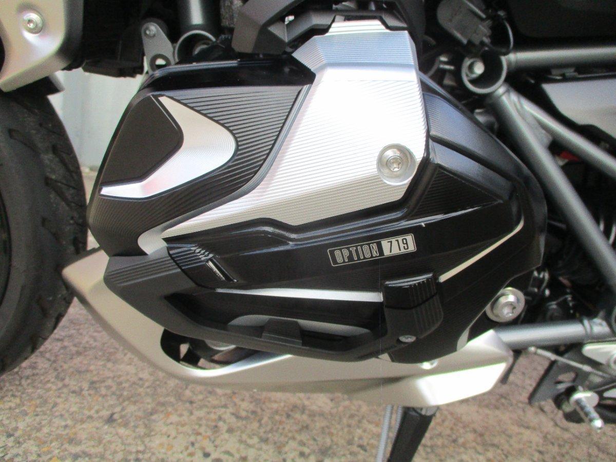 2023 BMW R 1250 R TRIPLE BLACK ROAD
