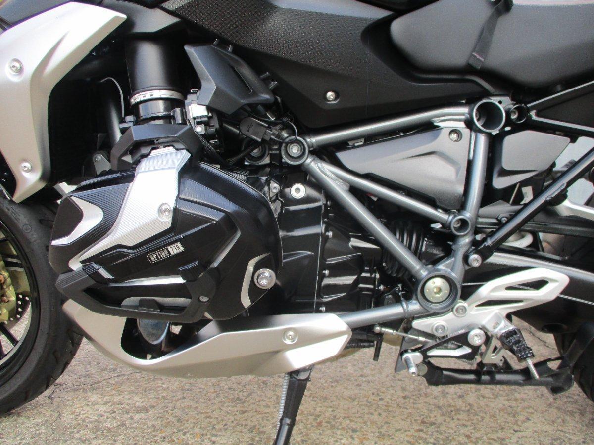 2023 BMW R 1250 R TRIPLE BLACK ROAD
