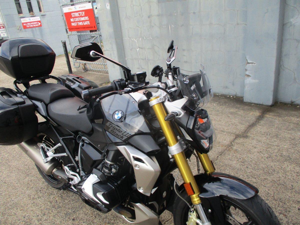 2023 BMW R 1250 R TRIPLE BLACK ROAD