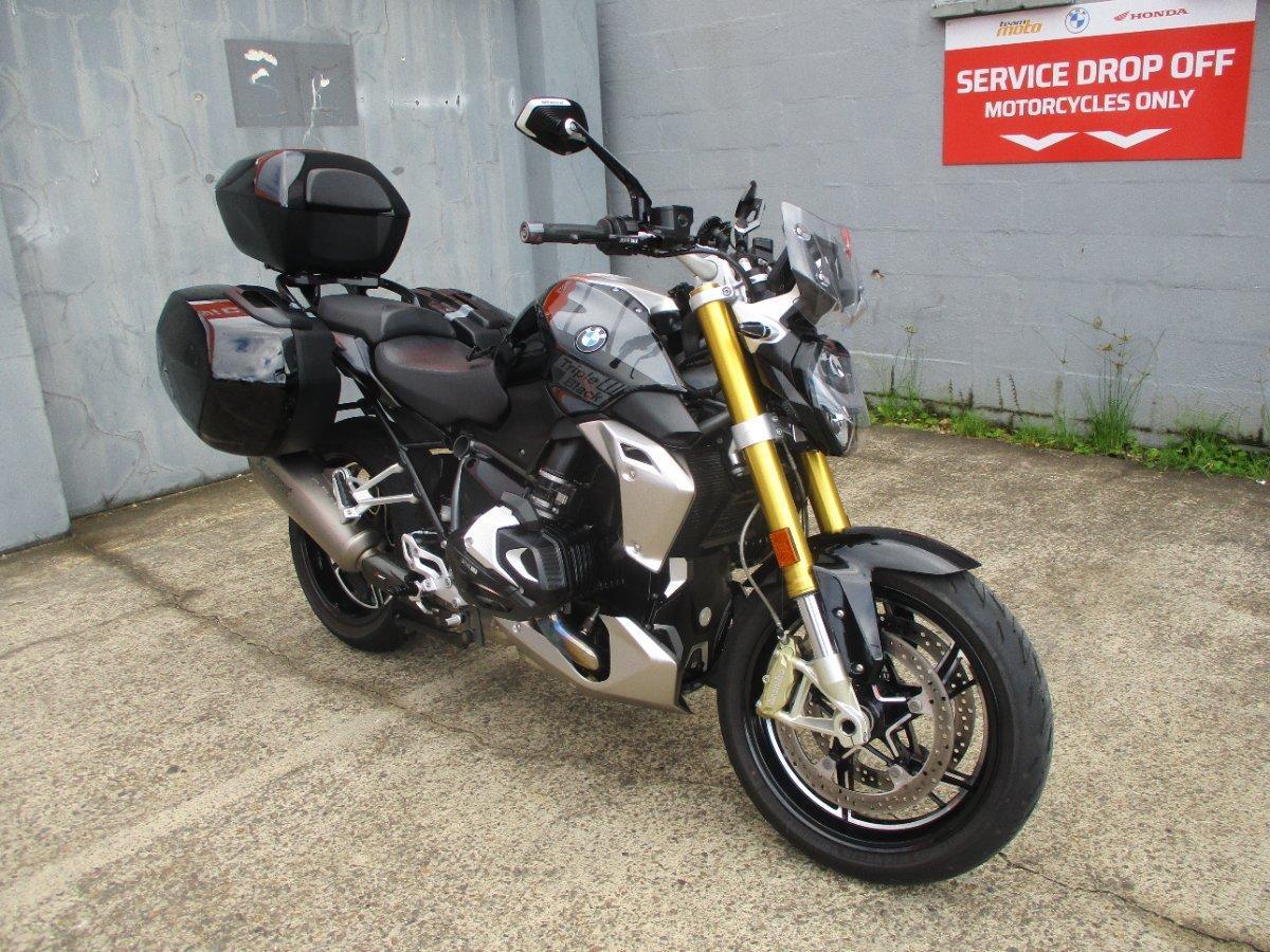 2023 BMW R 1250 R TRIPLE BLACK ROAD