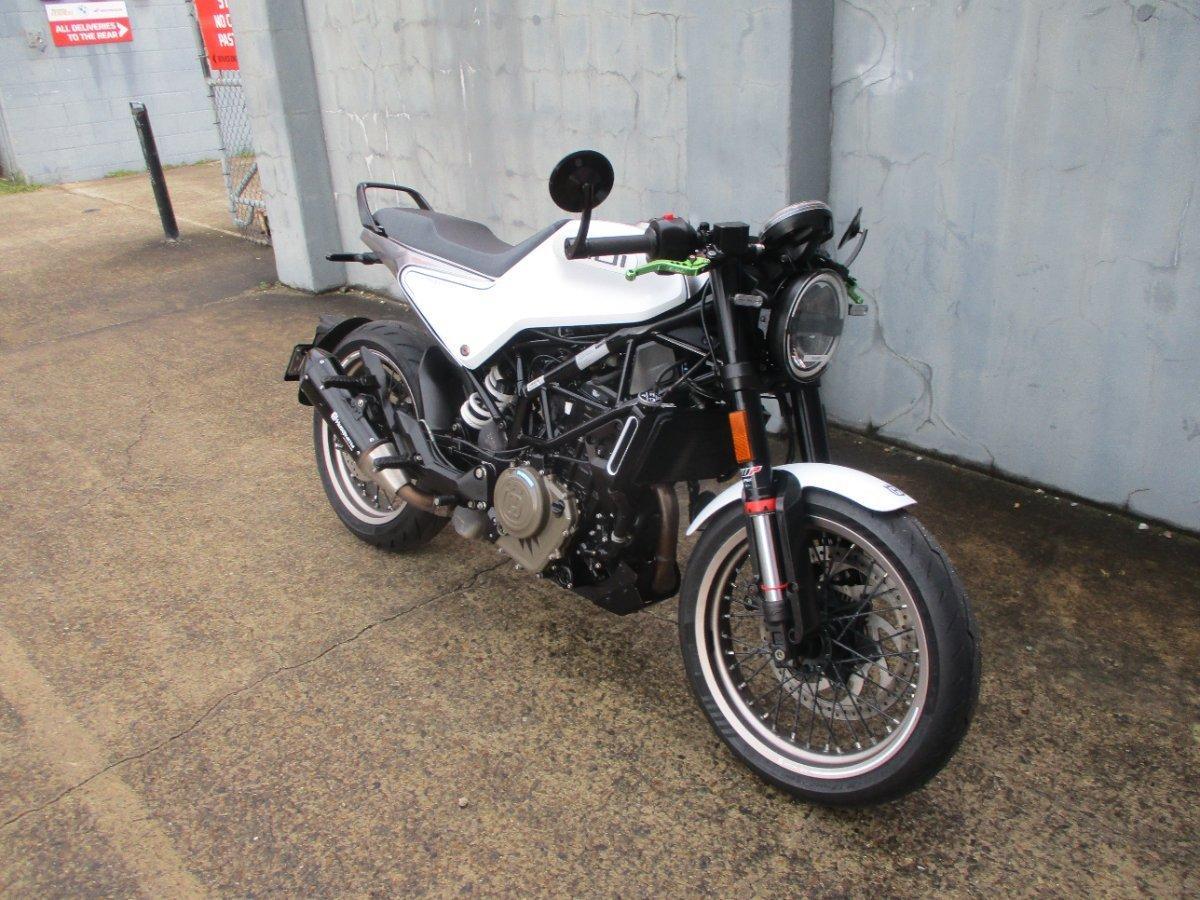 2022 HUSQVARNA VITPILEN 401 ROAD