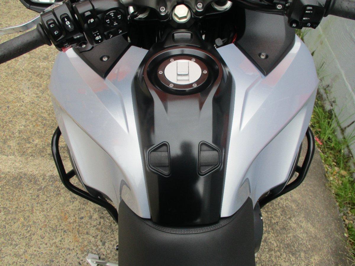 2013 TRIUMPH TROPHY SE ROAD