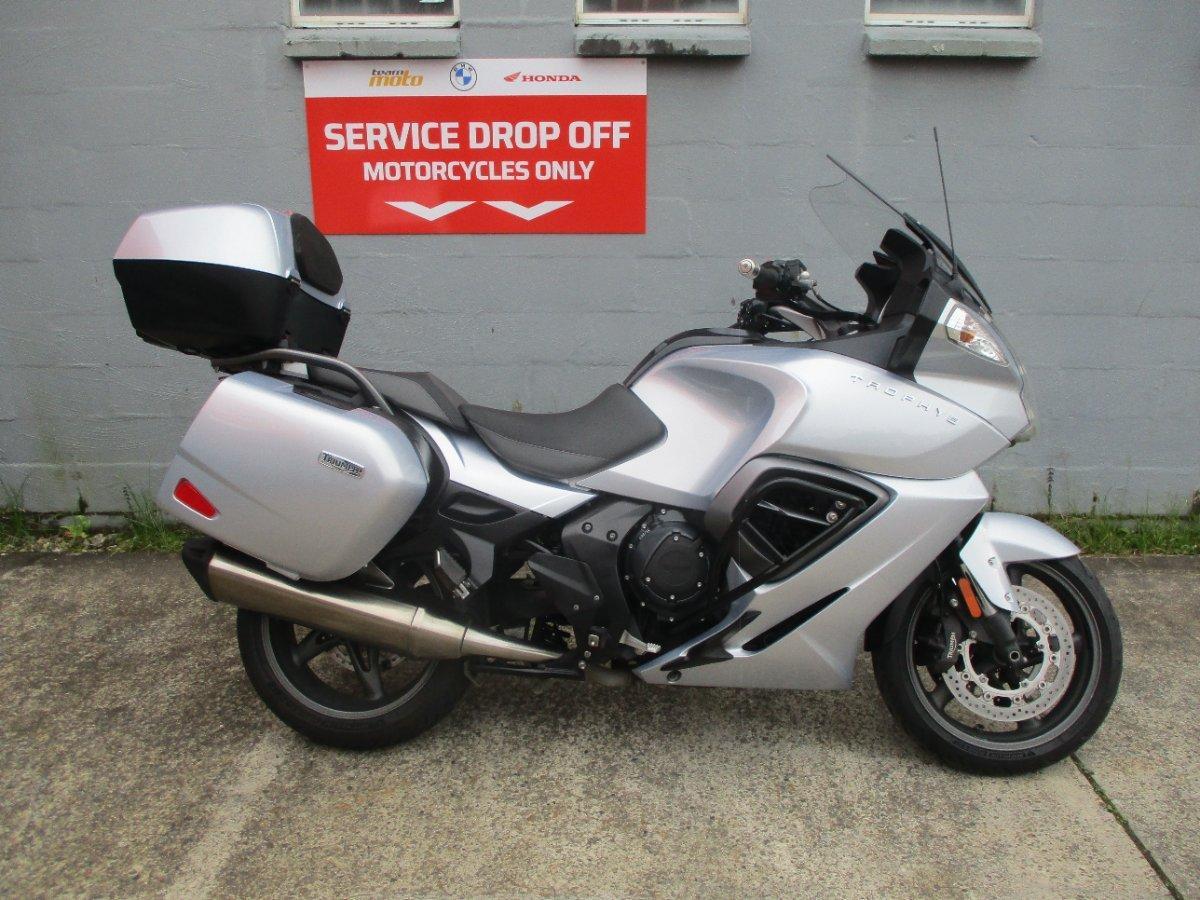 2013 TRIUMPH TROPHY SE ROAD