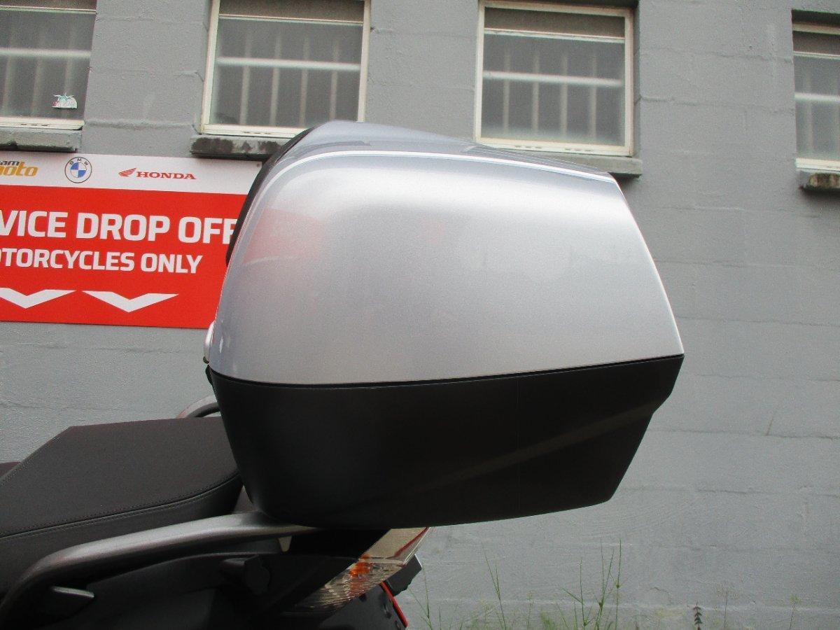 2013 TRIUMPH TROPHY SE ROAD