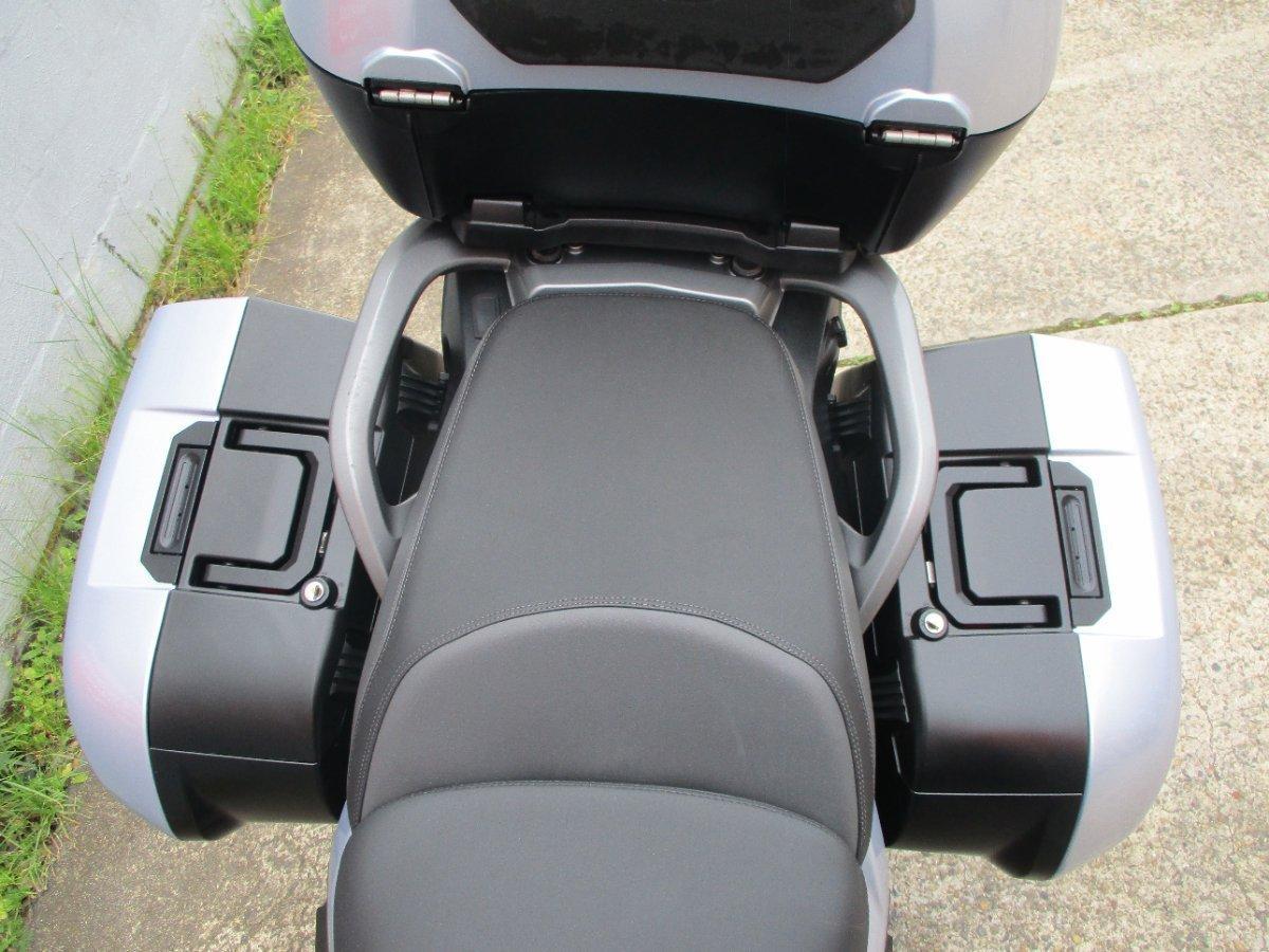 2013 TRIUMPH TROPHY SE ROAD