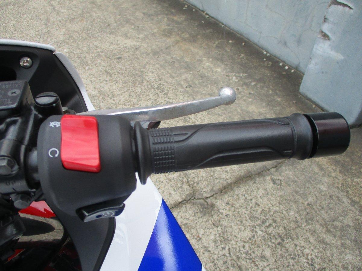 2015 HONDA CBR300R (ABS) ROAD