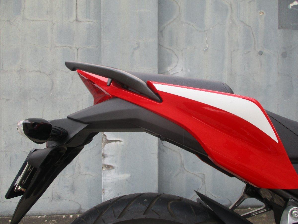 2015 HONDA CBR300R (ABS) ROAD